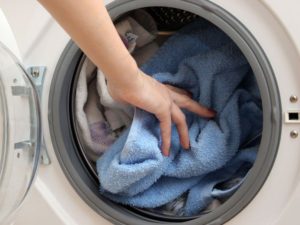 Loading things into the washing machine