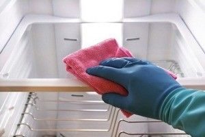 Традиционалне методе за уклањање мириса у замрзивачу
