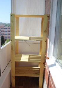 Varieties of shelving on the balcony