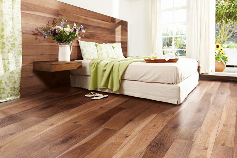 Laminate on the wall in the living room interior