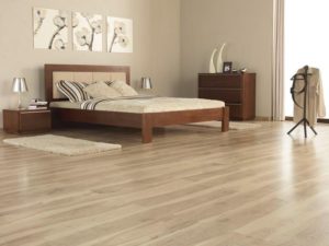 ποιο laminate να επιλέξετε για την κρεβατοκάμαρα