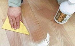 Wipe the handle off the linoleum 