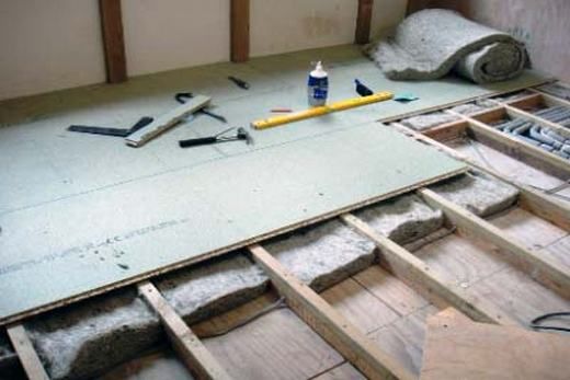 Soundproofing the floor in an apartment under laminate