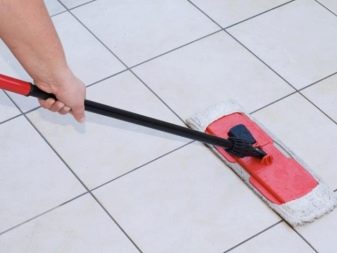 Remove primer from floor tiles