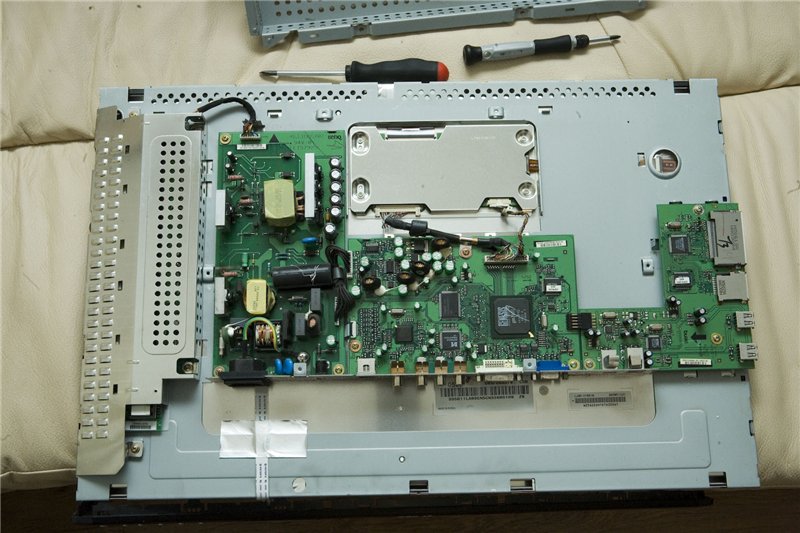 disassembled monitor