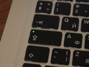 The keyboard is connected, but does not work, the lights are on