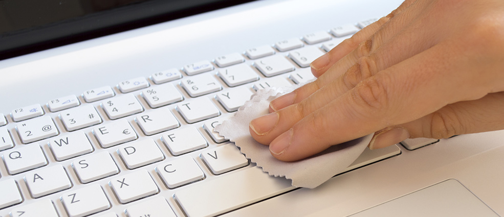 Cleaning the keyboard.