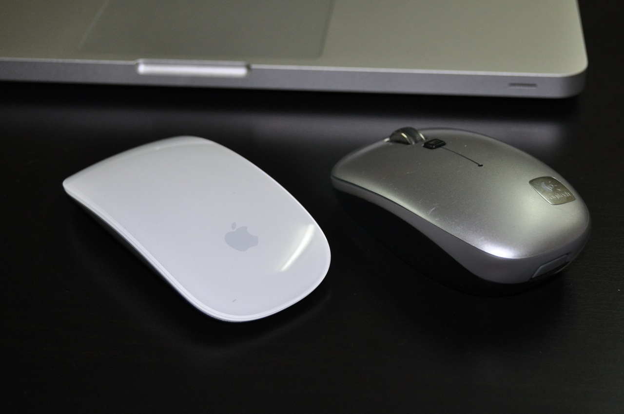 How to connect a mouse to a MacBook