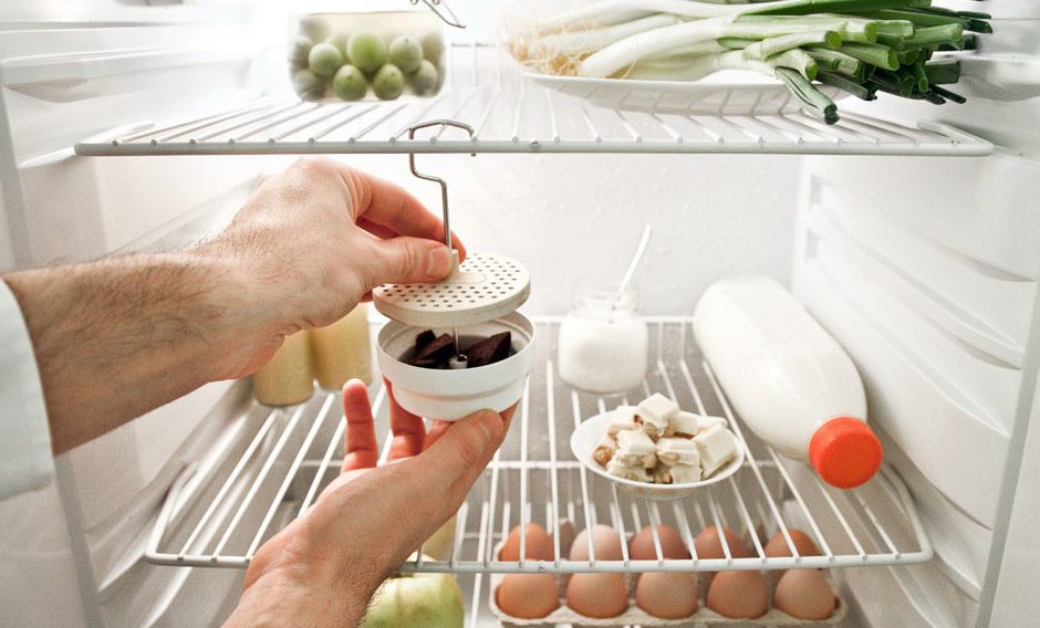 activated carbon in the refrigerator