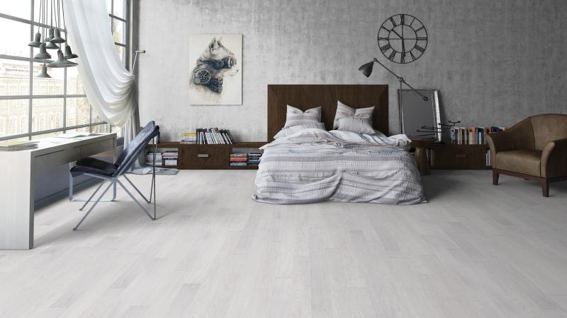 light laminate flooring in the bedroom