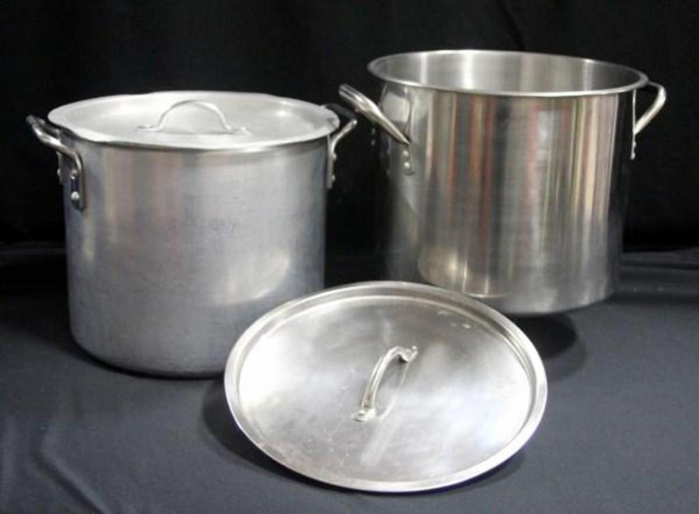 Why are aluminum pans dangerous?