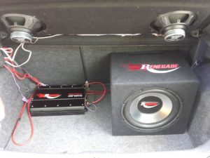 how to connect speakers to an amplifier