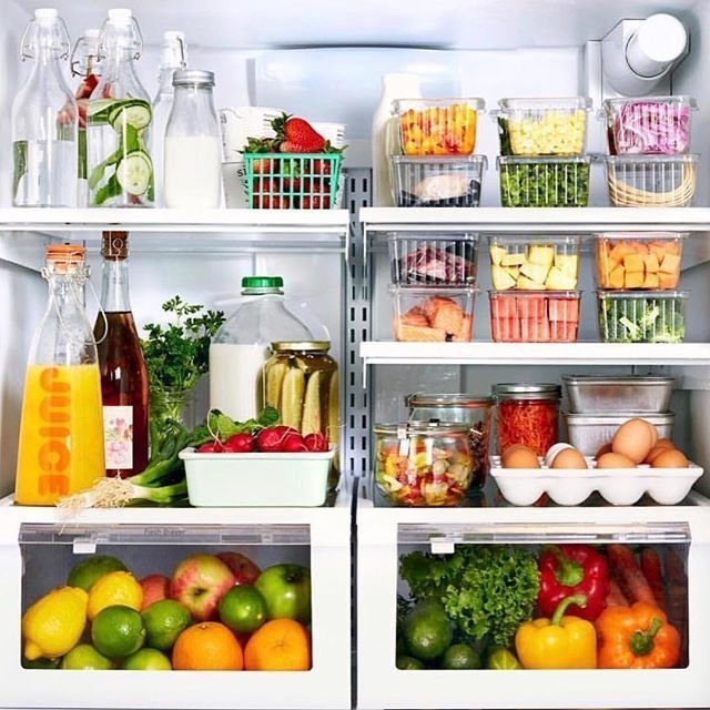 How to wisely and economically use space in the refrigerator