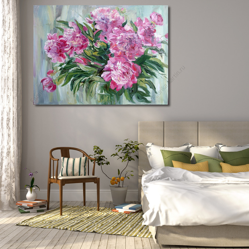 Why a painting with peonies is needed in the bedroom