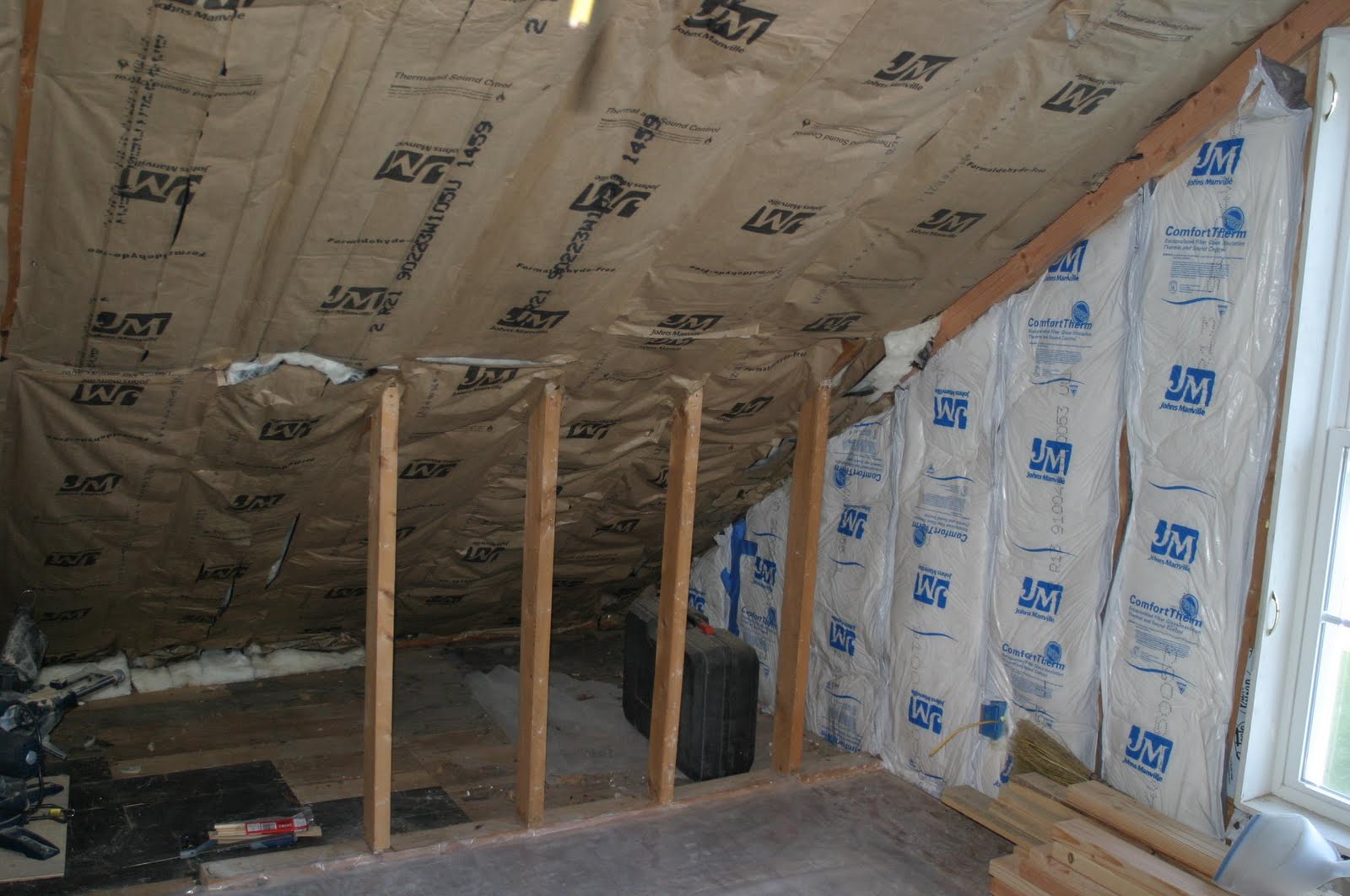 attaching a partition to a sloping ceiling