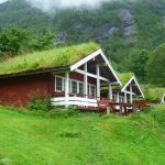 Casa con techo de pasto en Geirangerfjord_0 (Copia)