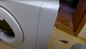 How to change the pump in a washing machine Indesit - 1