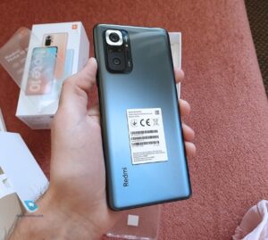 Porównanie smartfonów Xiaomi i Huawei