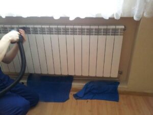 How to clean dust from radiators inside