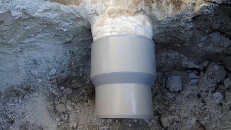 Connection of asbestos-cement pipes